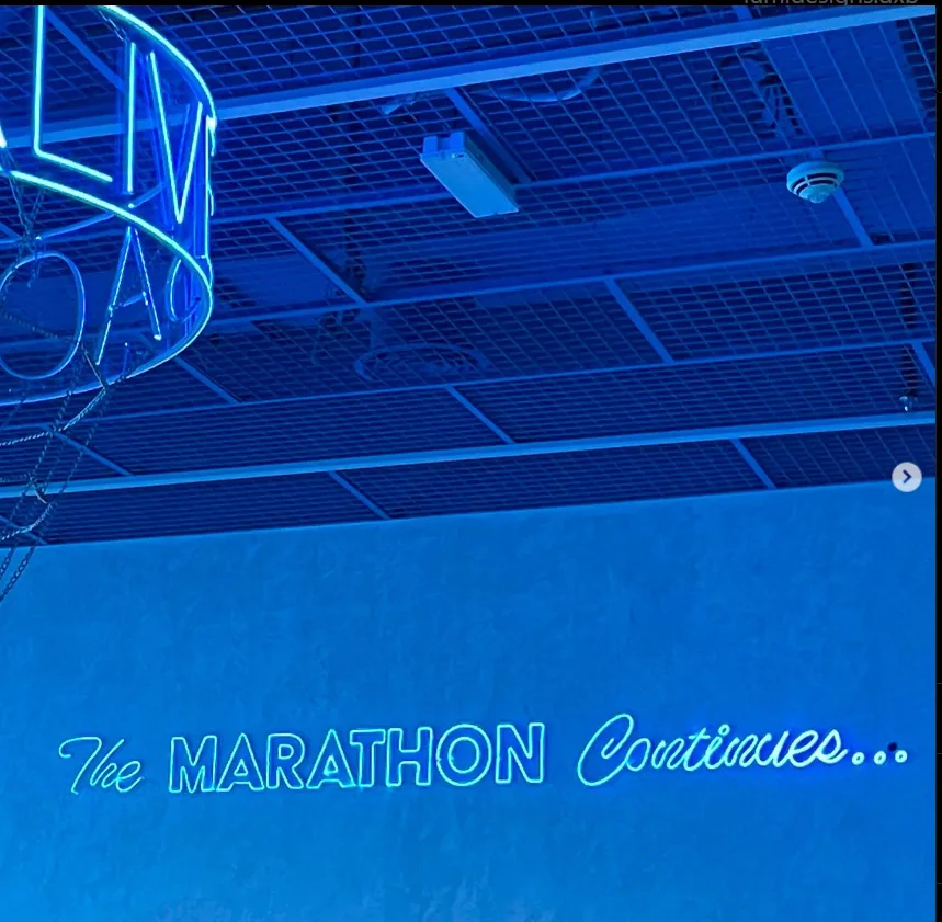 Retail store LED neon installation, Dubai